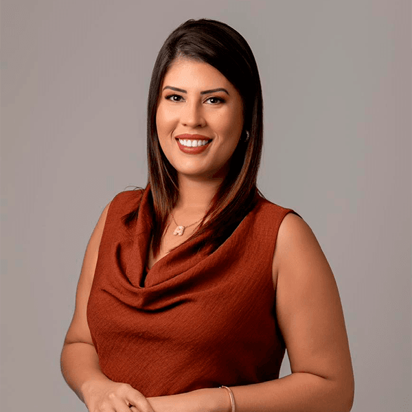 Andréa Lorenço, administradora
